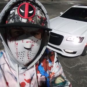 Meet your Posher, Max